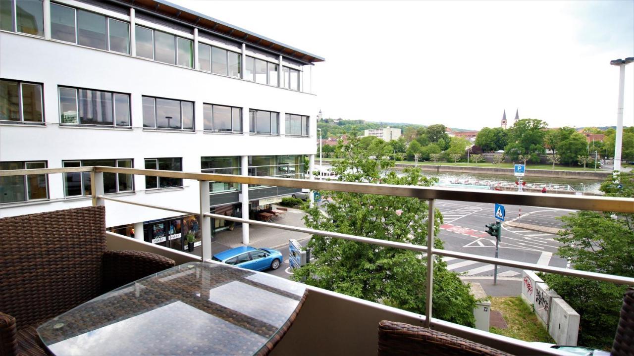 Luxury City Apartment - View Of River And Castle เวิร์ซบวร์ก ภายนอก รูปภาพ