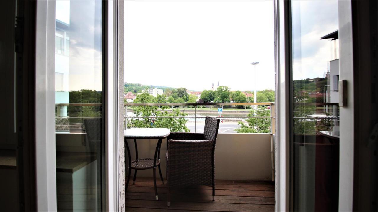 Luxury City Apartment - View Of River And Castle เวิร์ซบวร์ก ภายนอก รูปภาพ