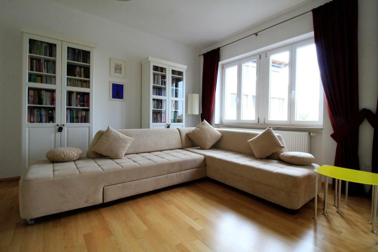 Luxury City Apartment - View Of River And Castle เวิร์ซบวร์ก ภายนอก รูปภาพ